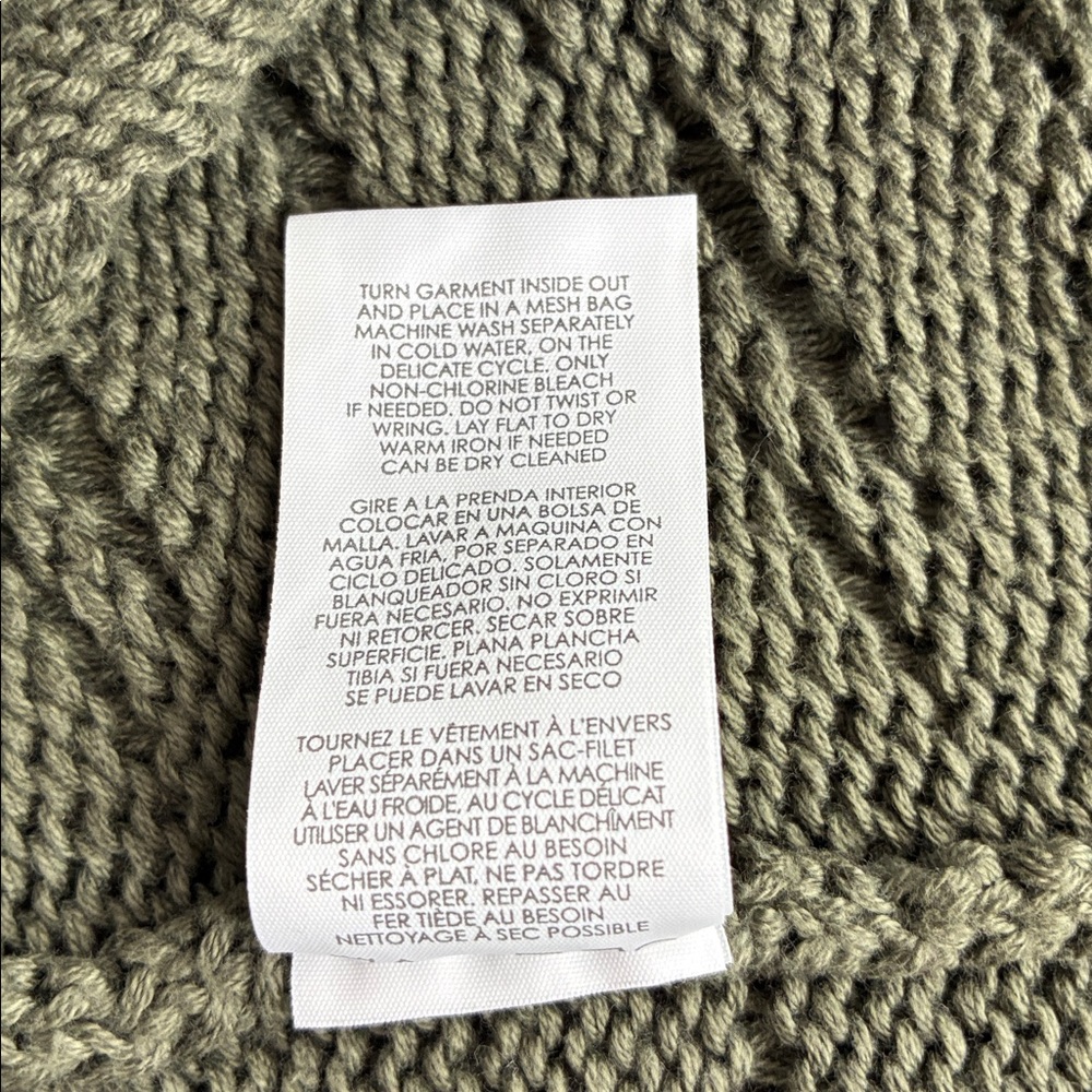 Cabi Scout Pullover - Picture 5 of 6